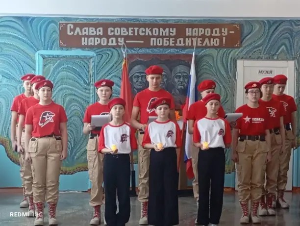 Торжественное открытие месячника по военно-патриотическому воспитанию.